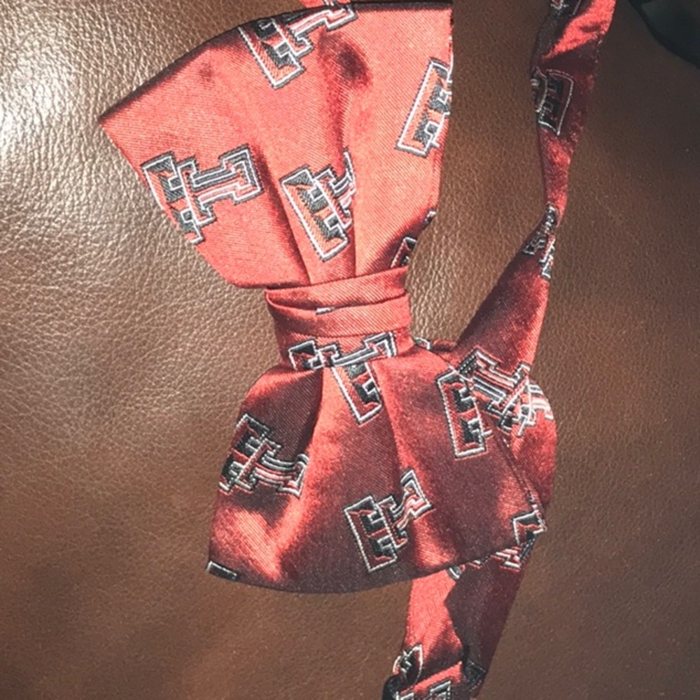 Texas Tech red raider bow tie new licensed